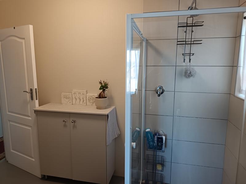 4 Bedroom Property for Sale in Hartenbos Heuwels Western Cape